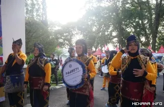 Penampilan Defile Kontingen TP PKK Padang (*)
