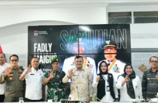 Sekretaris Daerah Kota Padang Raju Minropa dan Jajaran Serta Kakanwil KemenHAM Sumbar Dewi Nofyenti Saat Mengikuti Peluncuran Program Kampung Redam, Rabu (30/9/2026)