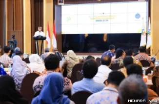 Menaker, Yassierli berikan sambutan pada peluncuran KBJI yang diselenggarakan Badan Pusat Statistik (BPS) di Jakarta, Jumat (18/9/2026). (humas)