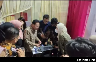 Wakil Menteri Kesehatan Meninjau Penggunaan Perangkat Portable TCM Truenat yang Digunakan Sebagai Alat Deteksi TB, Jumat (18/9/2026)