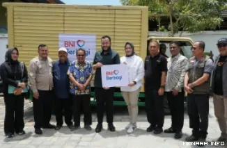 Wali Kota Padang Menerima Bantuan untuk Korban Banjir Dari BNI Wilayah II, Minggu (11/10/2026)