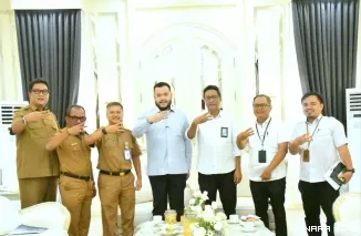 Wali Kota Padang Fadly Amran Didamping Sejumlah Jajaran Seusai Melakukan Pertemuan dengan BP3KP Sumatera III, Senin (26/10/2026)