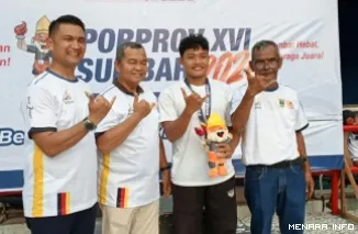 Atlet Renang Kota Padang Berhasil Mempersembahkan Medali Emas Pada Porprov XVI Sumbar (*)