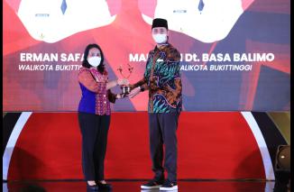 Bukittinggi Raih Penghargaan Kota Layak Anak Nasional 2022 Kategori Nindya