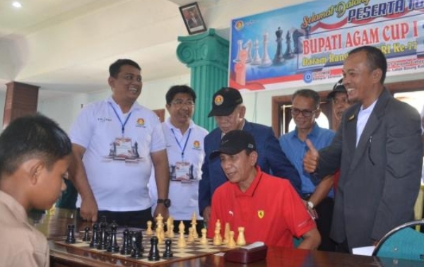 200 Perserta Ikuti Turnamen Catur Bupati Agam Cup I