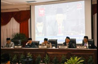DPRD Bukittinggi Gelar Paripurna Istimewa Dengarkan Pidato Presiden Jokowi di HUT RI ke-77