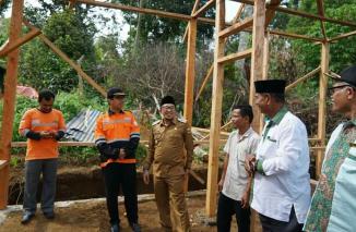 Bupati Apresiasi Baznas Tanah Datar Bangun Rumah Layak Huni