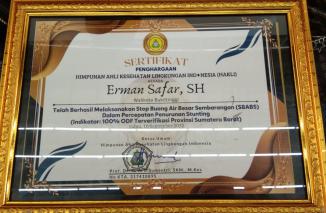 Wako Bukittinggi Raih Penghargaan Program S-BABS