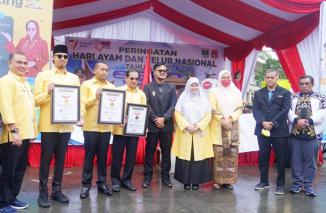 Wako Erman Terima Piagam Penghargaan MURI