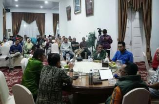 Pers Jalankan Kontrol Sosial, Bupati Tanah Datar Ucapkan Terima Kasih