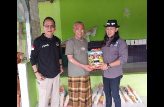 PJS Babel Bersama KBO Kembali Salurkan Sedekah Beras Kepada Guru-guru Ngaji