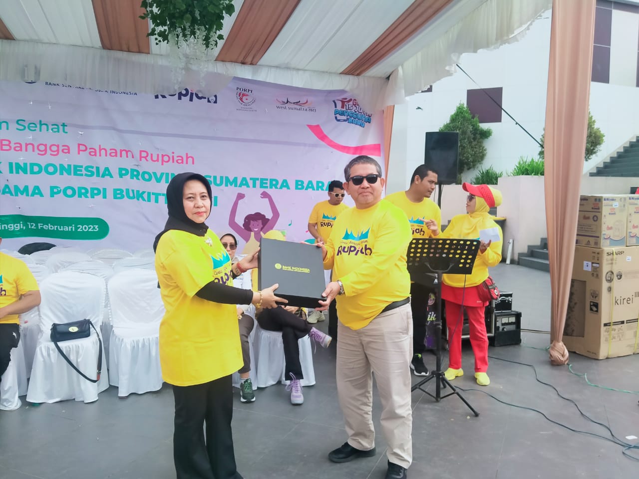 400 Peserta Ikuti Senam Sehat Digagas PORPI Bukittinggi dan BI Sumbar