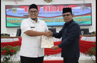 Fraksi DPRD Tanah Datar Tanggapi Ranperda APBD 2024