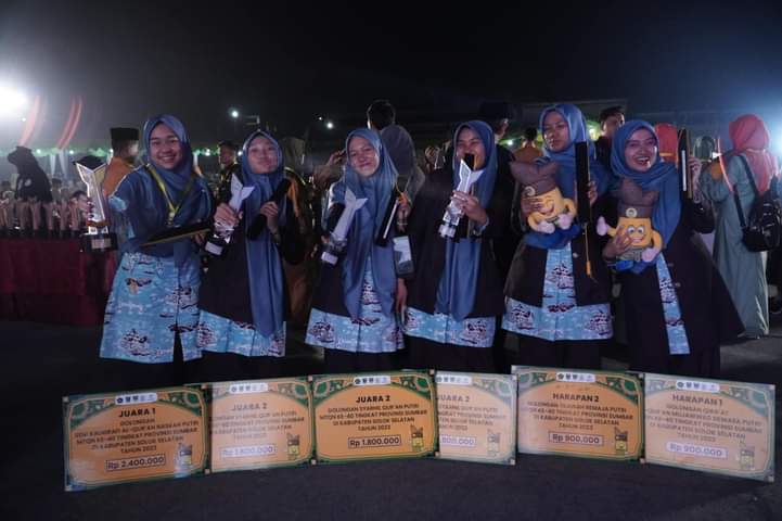 Kafilah Padang Panjang Sabet 14 Kategori Lomba MTQ