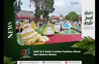 SMP N 2 Gelar Lomba Fashion Show dari Bahan Bekas