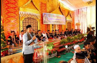 Ini Pesan Bupati Tanah Datar Saat Malewakan Gala Ninik Mamak Limo Koto