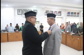 Syamsul Bahri Dilantik Sebagai PAW DPRD Tanah Datar