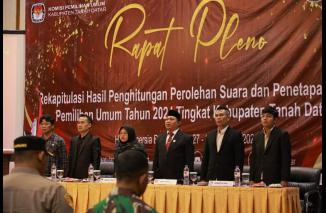 KPU Tanah Datar Gelar Rapat Pleno Rekapitulasi Hasil Pemilu 2024