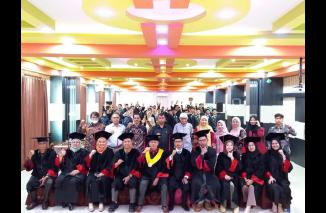 57 Mahasiswa FT UMSB Diyudisium