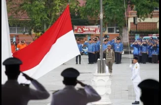 Pemkab Tanah Datar Gelar Upacara Hardiknas dan Hari Otonomi Daerah