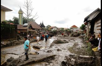 Pencarian Korban Banjir Jorong Galuang Sungai Pua Libatkan 2 Anjing Pelacak