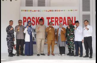 KPAI Serahkan Bantuan dan Sarankan Sekolah Siaga Bencana di Tanah Datar