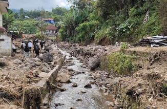 87 Unit Sarana Perdagangan Terdampak Galodo, Kerugian Mencapai Rp2 Miliar