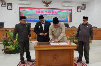 DPRD Tanah Datar Sepakati Dua Peraturan Daerah