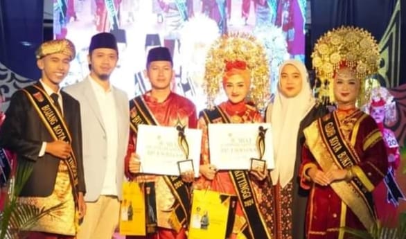 Wali Kota Buka Kegiatan Malam Anugrah Gadih Jo Bujang Kota Bukittinggi 2024