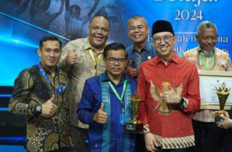 Bukittinggi Terima Penghargaan Anugerah Merdeka Belajar 2024