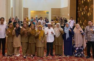 Petugas Pengelola Apotek dan Toko Obat Ikuti Kegiatan Bimtek Pendampingan Regulasi Bagi Tenaga Apotek Pada Saryanfar