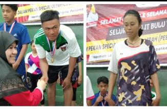 Dua Buah Mendali Emas Berhasil Diraih Oleh Atlit Bulutangkis Kota Bukittinggi