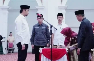 Sebanyak 18 Pejabat Pengawas dan Fungsional Dilantik Wali Kota