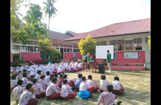 Mahasiswa KKN Kalampaian Bungus Timur Sosialisasikan Hidup Indah Tanpa Narkoba