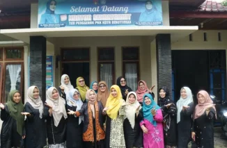 Hj. Merry Hani Rustam Pjs TP PKK Bukittinggi Gelar Kegiatan Silaturrahmi dan Pengenalan Anggota