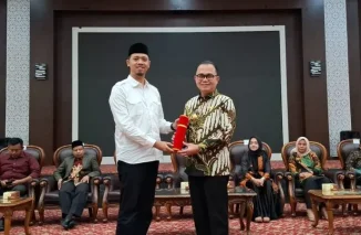 Wako Resmi Serahkan Nota Pengantaran Tugas Kepada Pjs