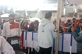 Cawako Urut 3 Erman Safar Cicipi Tongseng Daging Masakan Chef Ade