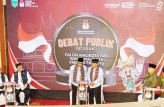 Debat Perdana Cawako-Cawawako, Saling Adu Gagasan untuk Masa Depan Kota