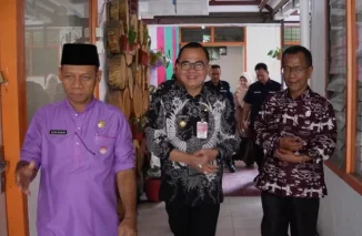 Dukung Pilkada Serentak 2024 Hani Syopiar Rustam Mewajibkan Dukcapil se Sumbar Buka Layanan Perkaman dan Cetak KTP-el