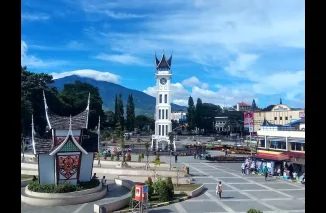 Bukittinggi Terima Bantuan CSR Untuk Pemeliharaan Jam Gadang