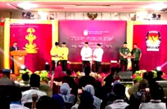 Genius - Ridwan "Dikeroyok" di Panggung Debat Pilwako