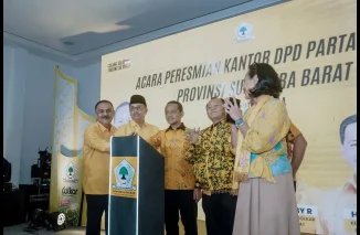 Ketua Umum Golkar Resmikan Kantor Baru DPD Golkar Sumbar