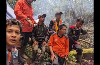 Sempat Dinyatakan Hilang, Pendaki Gunung Talang Ditemukan