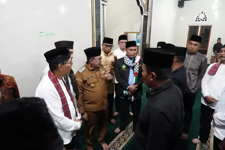 TSR I Pemkab Tanah Datar Kunjungi Jamaah Surau Nurul Huda Tanjung Bonai