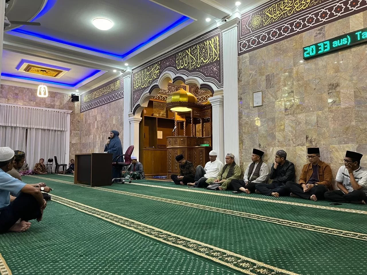 Safari Ramadhan ke Masjid Istiqamah, Staf Ahli Ade Mulyani: Jangan Fokus sebagai Penerima Gaji