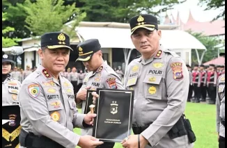 Kapolres Agam Terima Penghargaan dari Kapolda Sumbar atas Gerakan Salat Subuh Berjamaah