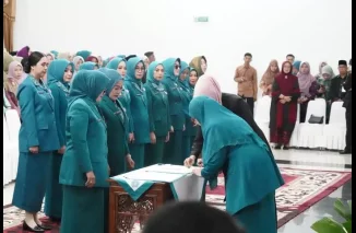 Ny. Lise Eka Putra Dilantik Jadi Ketua TP PKK Tanah Datar