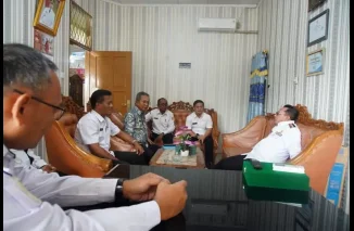 Pemkab Tanah Datar Akan Tertibkan Kedai Nasi Buka Siang Hari