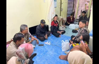 Kebersamaan dalam Sebungkus Nasi