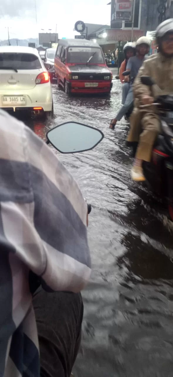 Pasca Hujan Lebat, Jangan Ada Alasan Lagi Suplai Air Terkendala   ‎